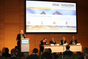 experten talkshow: dr. anette schunder-hartung beim legal-revolution congress 02